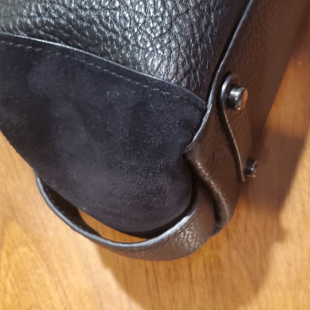 Coach Edie 42 Mixed Leathers Shoulder Bag - Picture 9 of 16